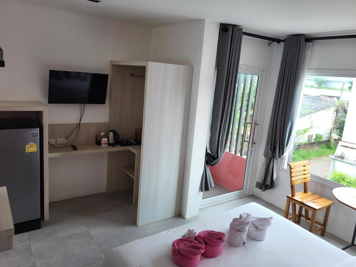 Pinky Hotel By Kanchana (Adults Only) Ko Lanta Kültér fotó